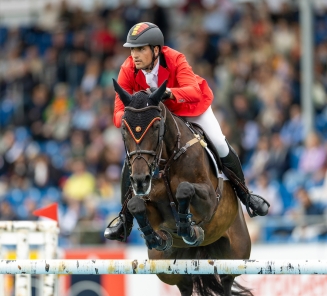 Nicola Philippaerts & Katanga van het Dingeshof